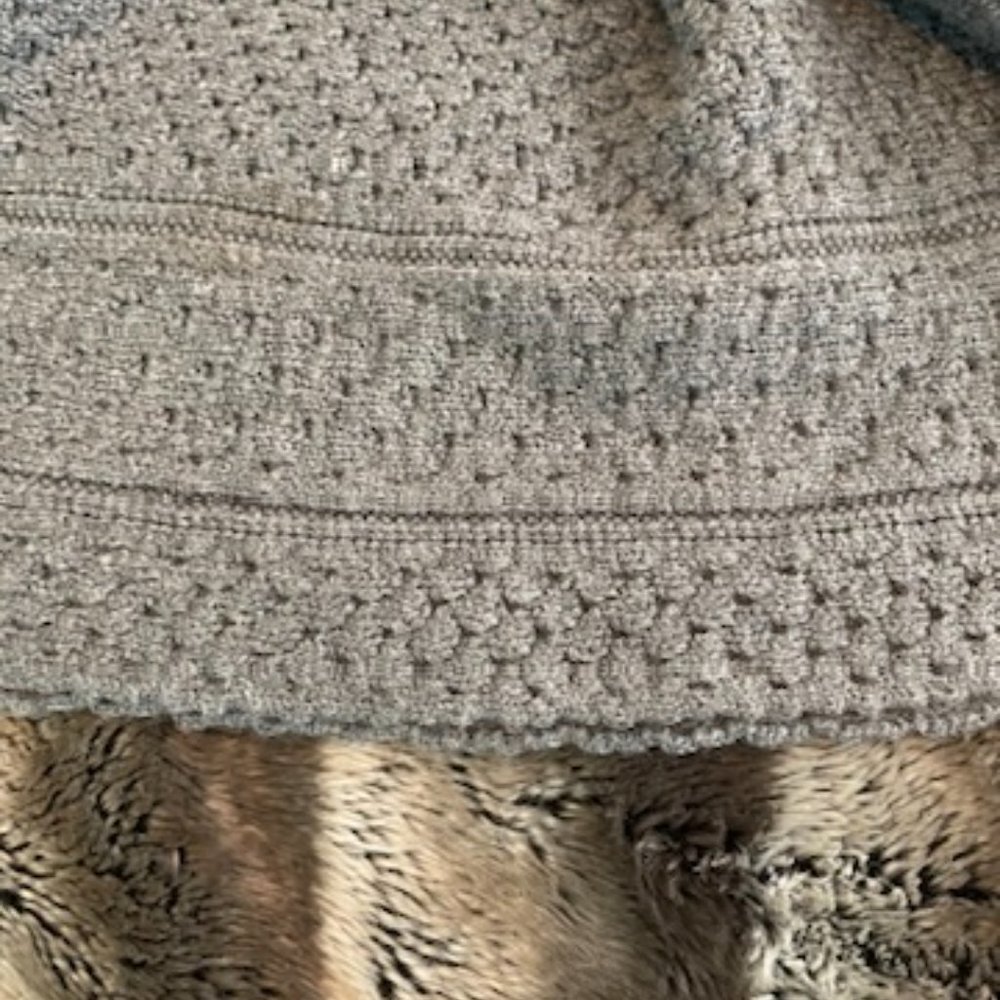 Like New! Nine West Wool Blend Gray Sweater Dress Size S - Picture 13 of 13